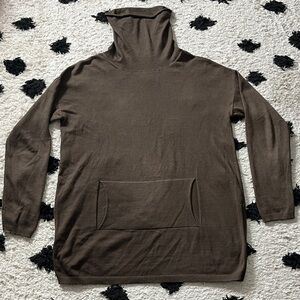 Peruvian Connection size medium brown Turtleneck thin lightweight sweater